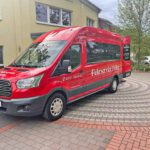 Fahrservice Feller mit Fahrzeug im Einsatz